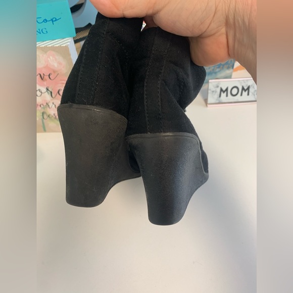 Size 9.5 Mossimo Booties - Picture 14 of 16